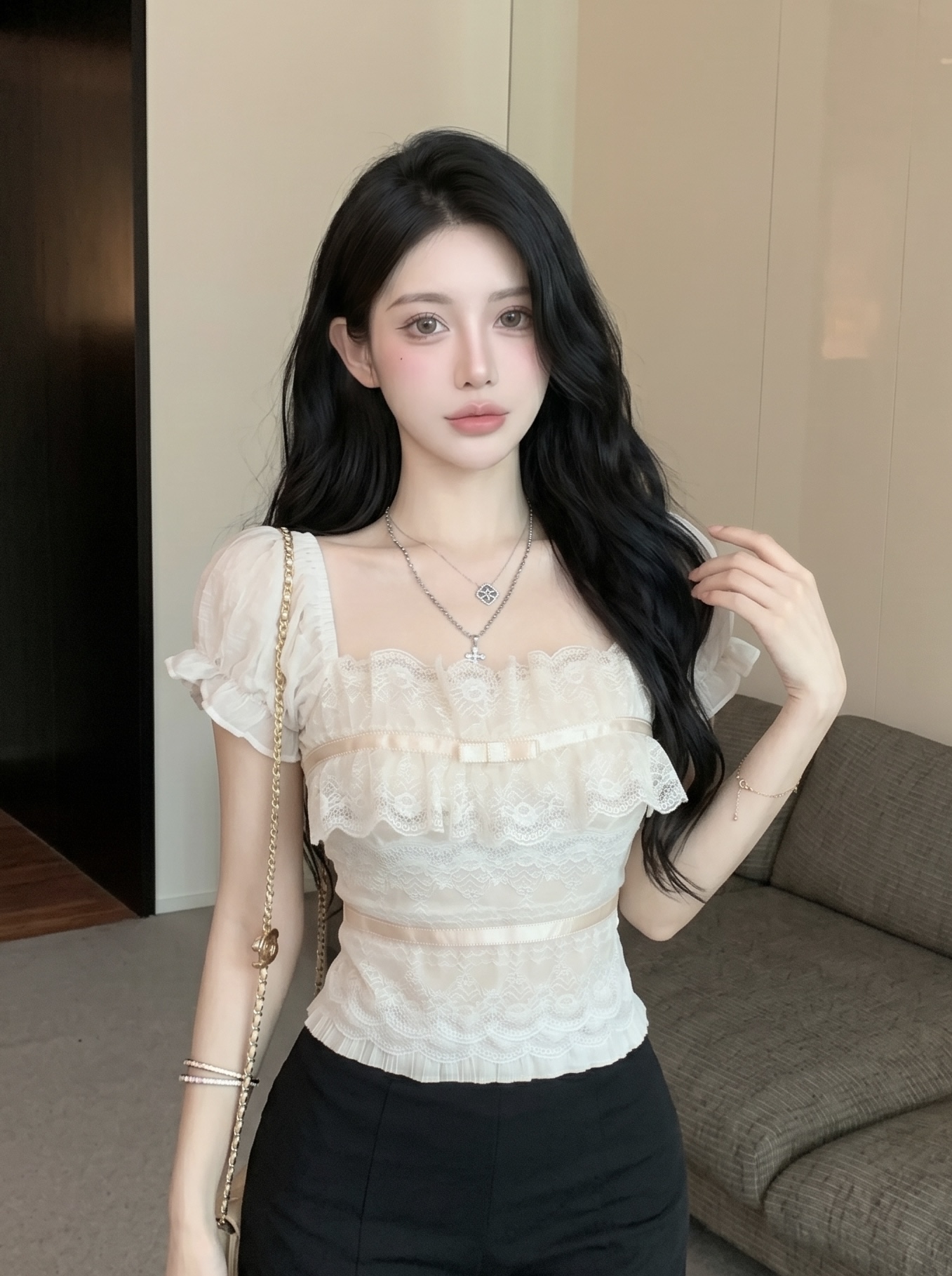 실사 광장 칼라 거품 소매 레이스 조각 반팔 티셔츠 여성 여름 나비 매듭 디자인 센스 연령 감소 슬림해 보이는 맨위