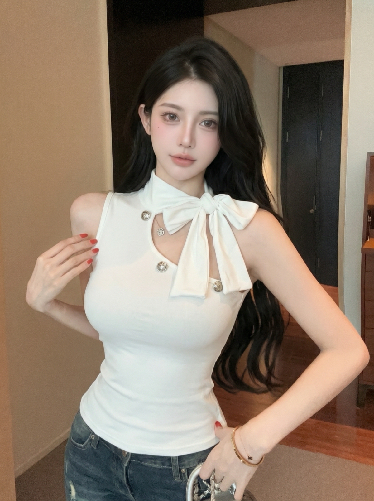 실사 섹시함 핫걸 바람 오프숄더 나비 매듭 조끼 여성 여름 새로운 몸매 가꾸기 벨트 가슴 패드 만나는 쇼트 스타일 맨위
