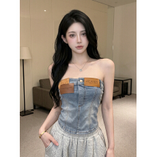 批发实拍 复古时尚性感一字肩牛仔抹胸女<b class='q'>夏</b>别致修身显瘦直筒背心上衣
