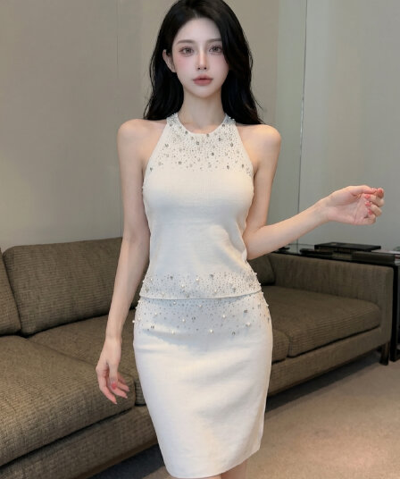 실사 로얄 자매 빛 요리 한 아름다운 작은 치마 몸매 가꾸기 타이트 스커트 생일 예복 세트 부유 한 가족 천 골드 miu 부서 착용 가져 가라.