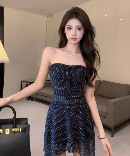 실사 프랑스식 순수한 욕망 품격 도트 무늬 튜브탑 레이스업 여성 드레스 여름 허리 수축 슬림해 보이는 불규칙 짧은 치마