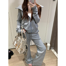 批发2025秋季新款休闲<b class='q'>运动服</b>套装女秋季宽松<b class='q'>显瘦</b>连帽卫衣长裤两件套