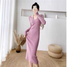 批发针织<b class='q'>连衣裙</b>女秋冬新款设计感小众修身包臀长款毛衣裙过膝气质长裙
