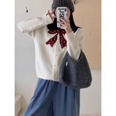 批发减龄撞色蝴蝶结提花钉珠毛衣女秋冬大码<b class='q'>胖妹妹</b>韩系小香风针织开