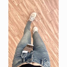 批发美式辣妹显瘦修身<b class='q'>紧身</b>牛仔裤女2026春秋新款小众百搭九分<b class='q'>小脚裤</b>潮