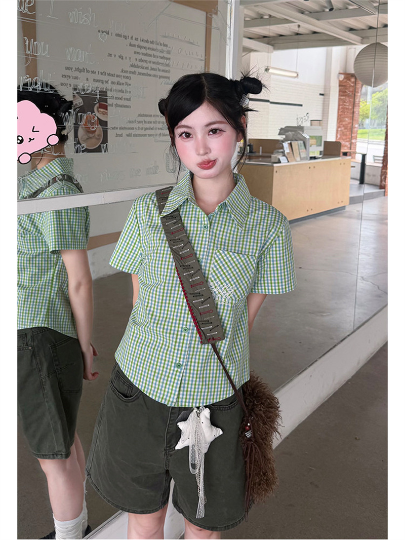 학원 스타일 체크무늬 POLO 칼라 셔츠 여성용 짧은 소매 몸매 가꾸기 디자인 센스 작은 대중 맨위 셔츠 트렌디