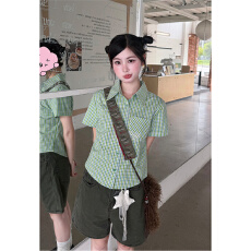 批发学院风格纹Polo领<b class='q'>衬衫女</b>短袖修身设计感小众上衣衬衣潮