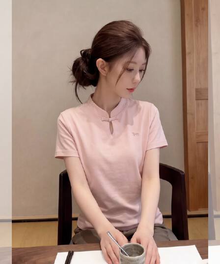 눈꽃 면 중식 핑크색 외국 가스 반팔 티셔츠 맨위 빅 사이즈 디자인 센스 슬림해 보이는 다용도 연령 감소 품격