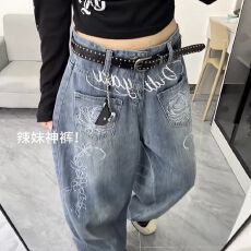 批发甜酷辣妹美式风刺绣弯刀牛仔裤女秋季设计感宽松显瘦阔腿拖地长裤