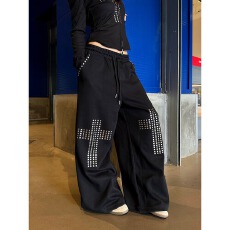 批发布零零铆钉十字架黑色美式高街爵士舞裤子女阔腿宽松运动<b class='q'>休闲裤</b>男