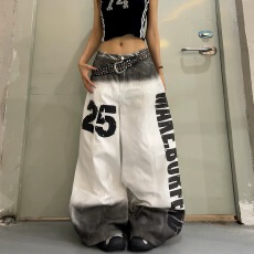 批发美式街头设计感水洗渐变做旧字母喷绘<b class='q'>牛仔裤</b>男女baggy宽松弯刀裤