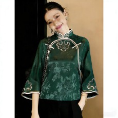 批发女式唐装上衣复古盘扣2026年春季新款<b class='q'>时尚</b>年轻版中国风刺绣<b class='q'>外套</b>女