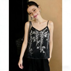 批发黑色高级感醋酸新中式吊带背心女内搭重工刺绣性感美背国风短上衣