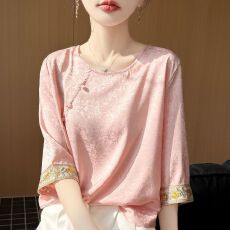 批发2026新中式圆领刺绣宽松上衣国风上衣夏季薄款缎面提花衬衫打底潮