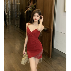 批发实拍 2025新款性感收腰紧身流苏装饰吊带包臀打底<b class='q'>连衣裙</b>