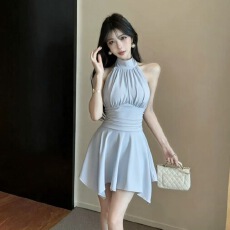批发实拍 2026新款<b class='q'>挂</b><b class='q'>脖</b>不规则短款收腰<b class='q'>连衣裙</b>