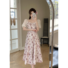 批发实拍大码法式复古碎花连衣<b class='q'>裙</b>女夏季新款收腰长<b class='q'>裙</b>