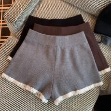 批发【安迪绒】<b class='q'>蕾丝</b>花边软糯新款松紧腰修身显瘦a字百搭针织阔腿短裤