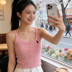 批发2026年白色<b class='q'>吊带</b><b class='q'>背心</b>女夏外穿辣妹纯欲<b class='q'>打底</b>内搭刺绣小个子无袖上衣