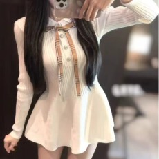 批发2026春夏新款学院polo领蝴蝶结修身针织花苞上衣女法式收腰短裙