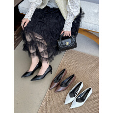 批发尖头<b class='q'>简约</b>百搭女高跟鞋