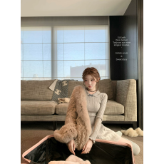 批发迟伞伞26/ss 灰色风信子 彼得潘领蝴蝶结针织上衣百褶半裙套装