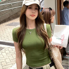 批发摩造绿色花边圆领<b class='q'>短袖</b><b class='q'>T</b><b class='q'>恤</b>女2026夏季新款修身显瘦小个子正肩上衣