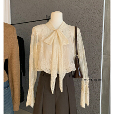 批发【漫醺】法式蕾丝<b class='q'>衬衫</b>女精致睫毛边气质V领休闲背心套<b class='q'>装</b>