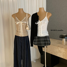 批发韩系古早蕾丝吊带简约显瘦<b class='q'>百搭</b>上衣