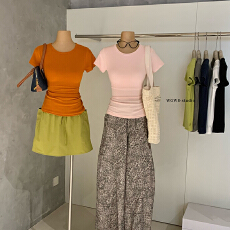 沙漏腰自带胸垫T基础小圆领短袖正肩修身辣妹上衣