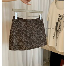 批发【<b class='q'>优雅</b>松弛风】辣妹豹纹a字短裙修身显瘦半身裙