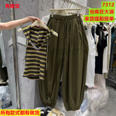 批发今年夏季新款<b class='q'>韩版</b>条纹连帽露背上衣+休闲裤宽松显瘦两件套时尚款