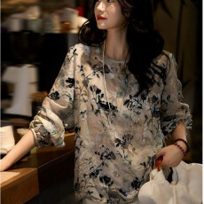 批发落花弦外<b class='q'>雨</b>金线丝绒烂花真丝小衫重工宽松圆领罩衫上衣女新款2026