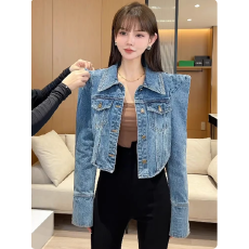 批发法式复古港风垫肩设计感短款牛仔外套女秋冬洋气百搭显瘦夹克上衣