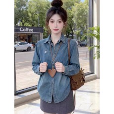 批发韩版独特超好看的<b class='q'>牛仔</b>衬衣女春秋季新款polo领刺绣休闲风加厚衬衫