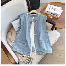 批发蕾丝花边<b class='q'>牛仔</b>马甲女春秋薄款搭配连衣裙2026新款无袖<b class='q'>背心</b>外搭上衣