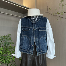 批发港风复古圆领牛仔马甲女春夏2026新款小个子叠穿超火无袖坎肩外套