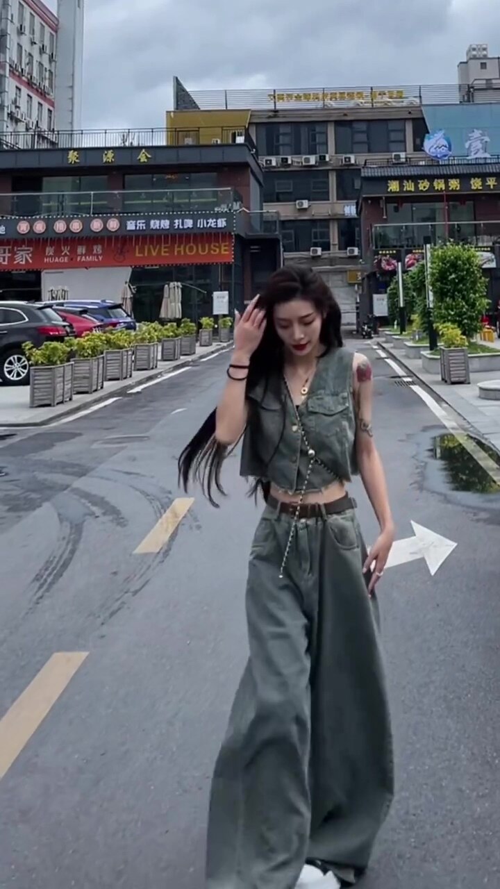 홍콩 느낌 레트로 데님 세트 여성 여름 새로운 거친 가장자리 민소매 쇼트 스타일 베스트 하이웨이스트 넓은 다리 길이 바지 투피스 세트