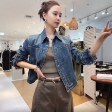 批发韩系复古短款翻领<b class='q'>牛仔</b>外套女2025秋季时尚爆款休闲百搭夹克上衣潮