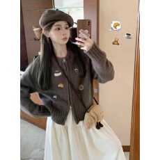 批发咖色开<b class='q'>衫</b>针织<b class='q'>衫</b>女25秋小个子高级感慵懒宽松韩系短款毛衣打底上衣