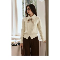 批发高级感白色翻领绞花毛织套头衫秋季2025新款简约日系慵懒风毛衣女