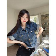 批发复古polo领短袖衬衫女<b class='q'>夏</b>短款宽松牛仔外套百搭蓝色不规则下摆上衣