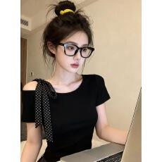 批发法式独特漂亮黑色短袖t恤女2026夏季新款设计感小众时尚气质上衣