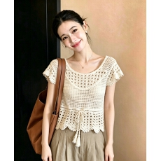 批发2026夏季新款女装设计感小清新显瘦小众<b class='q'>甜美</b>蕾丝钩花镂空别致上衣