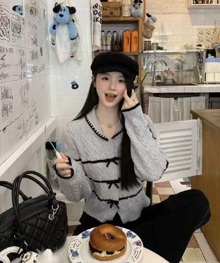 한 부서 스트라이프 회색 맨위 여성 작은 키 가을 겨울 새로운 디자인 센스 나비 매듭 달콤함 패치워크 오픈 가디건 스웨터