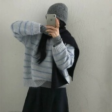 批发<b class='q'>韩版</b>撞色圆领条纹毛衣女套头宽松慵懒风百搭针织衫秋冬新款上衣潮
