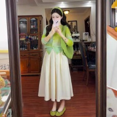 批发秋季穿搭一整套<b class='q'>大码</b>胖mm针织衫搭配半身裙独特绝美减龄好看套装女