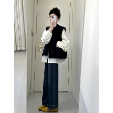 批发春装搭配一整套ootd白色衬衫叠穿马甲<b class='q'>外套</b>阔腿<b class='q'>牛仔</b>裤巨好看三件套