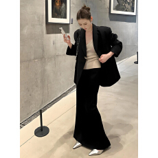 批发初秋穿搭一整套大码胖mm黑色<b class='q'>西装</b>外套半身裙韩系高级巨好看套装女