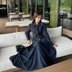 批发秋季搭配一整套大码胖mm收腰<b class='q'>西装</b>外套半身裙学院风减龄好看套装女